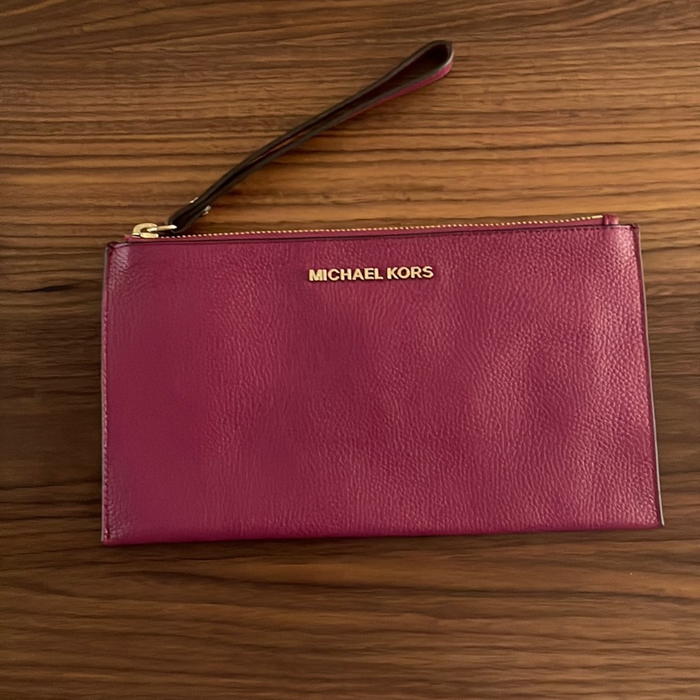 Michael Kors Fuchsia Wristlet